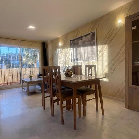 Apartamento Con Vista A La Piscina Apartment Benalmadena Bagian luar foto