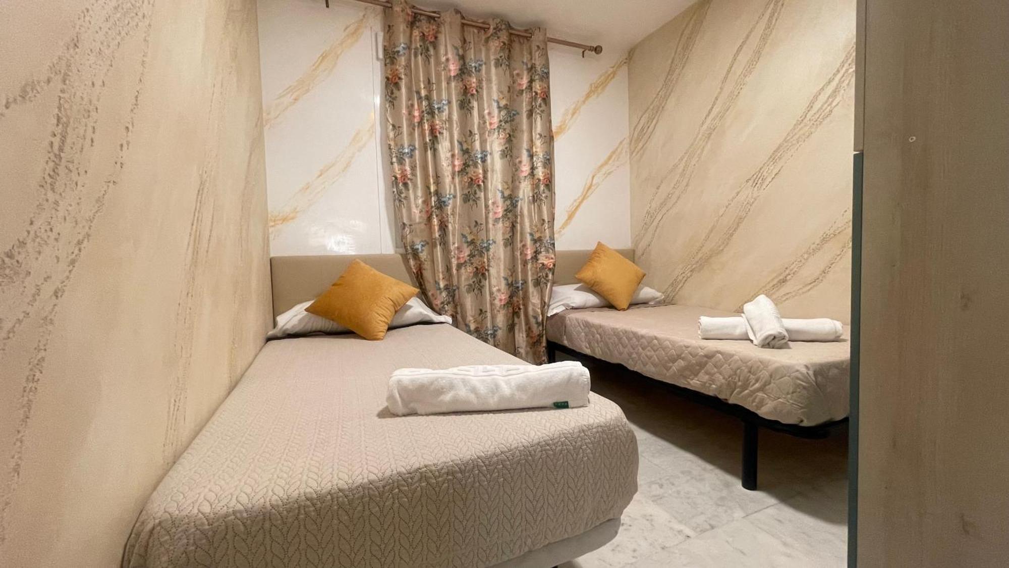 Apartamento Con Vista A La Piscina Apartment Benalmadena Bagian luar foto